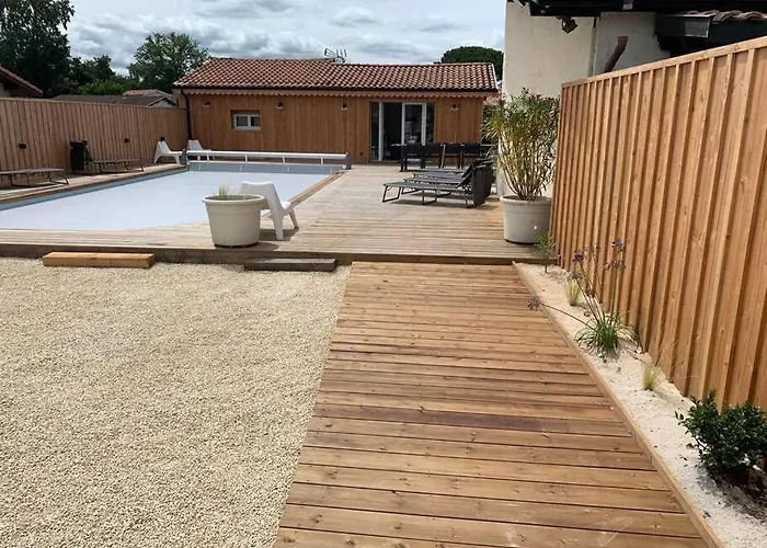 Le Petit Paradis